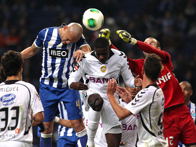 FC Porto v Nacional J10 Liga Zon Sagres 2013/14